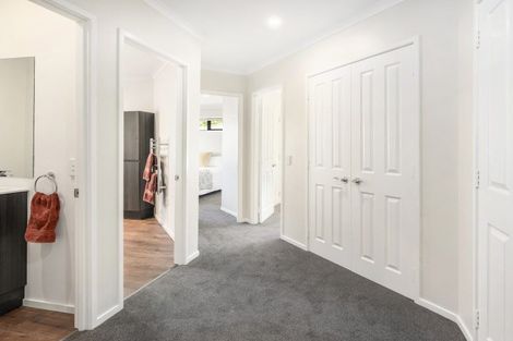 Photo of property in 14 Lakemere Way, Kinloch, Taupo, 3377