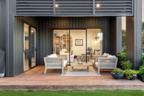 Photo of property in 77 Vogel Street, Cambridge, 3434