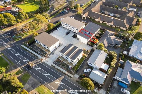 Photo of property in 6/101 Botany Road, Botany Downs, Auckland, 2010