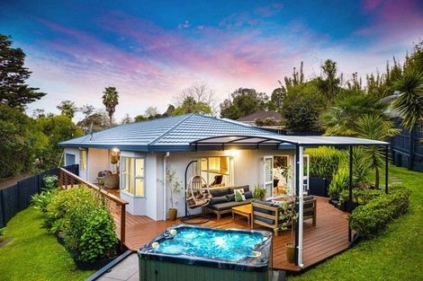 Photo of property in 87b Woodglen Road, Glen Eden, Auckland, 0602
