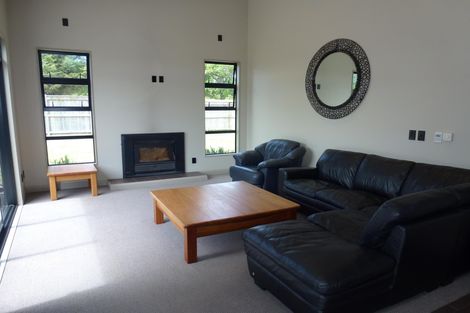 Photo of property in 430 College Street, Hokowhitu, Palmerston North, 4410