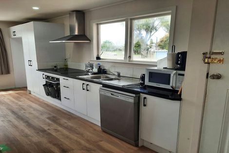 Photo of property in 8 Tango Place, Henderson, Auckland, 0610