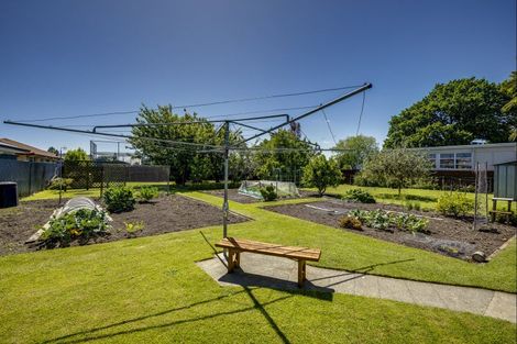 Photo of property in 222a Grove Road, Mayfair, Hastings, 4122