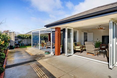 Photo of property in 12 Jarrett Terrace, Leamington, Cambridge, 3432