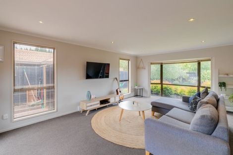 Photo of property in 265 Queenspark Drive, Parklands, Christchurch, 8083