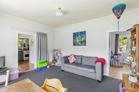 Photo of property in 25 Karamu Street, Ngaio, Wellington, 6035
