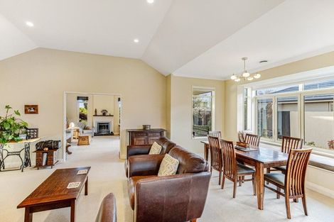 Photo of property in 21 Cairnbrae Drive, Prebbleton, 7604