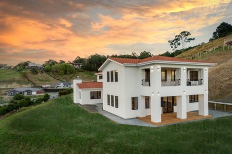 Photo of property in 4 Ridgeway Terrace, Taradale, Napier, 4112