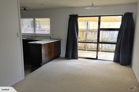 Photo of property in 2/2 Wolfe Street, Regent, Whangarei, 0112