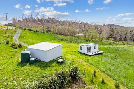 Photo of property in 67 Te Pahi River Drive, Paparoa, 0583