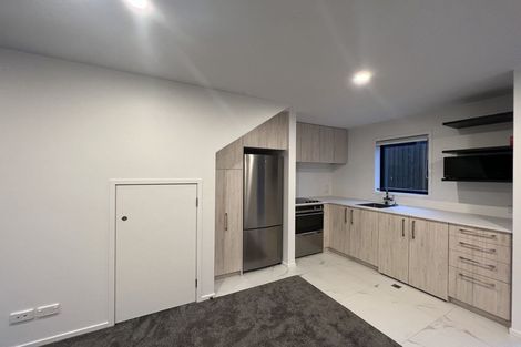 Photo of property in 4/19 Karamu Street, Te Atatu Peninsula, Auckland, 0610