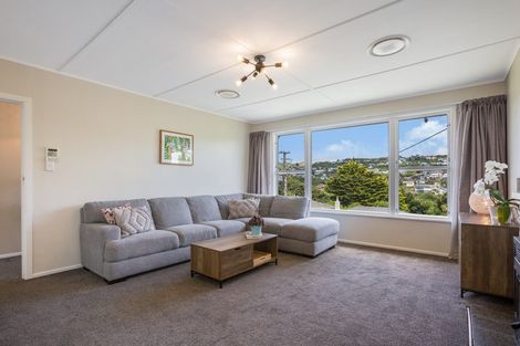 Photo of property in 14 Lynda Avenue, Paparangi, Wellington, 6037