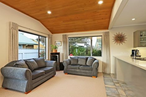 Photo of property in 141a Auckland Road, Greenmeadows, Napier, 4112