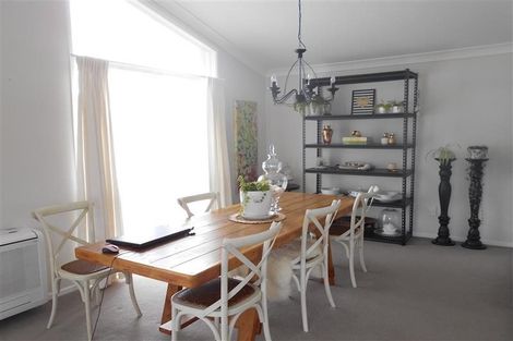 Photo of property in 15 Rewarewa Place, Matua, Tauranga, 3110