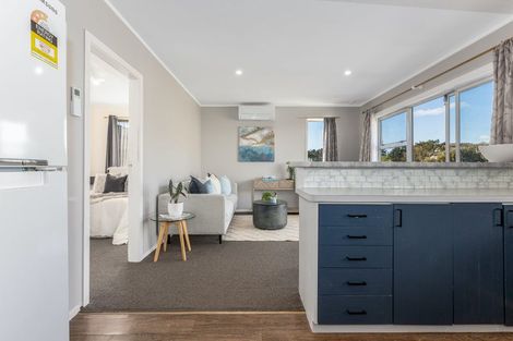 Photo of property in 2a Colchester Crescent, Newlands, Wellington, 6037