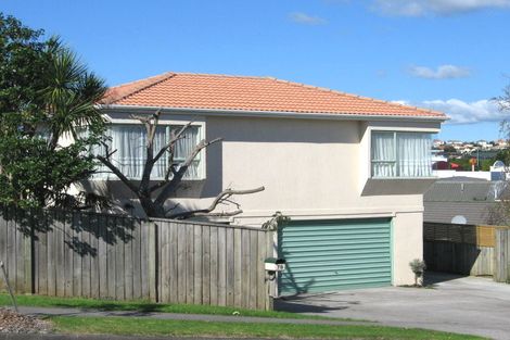 Photo of property in 70 Whitford Road, Botany Downs, Auckland, 2014