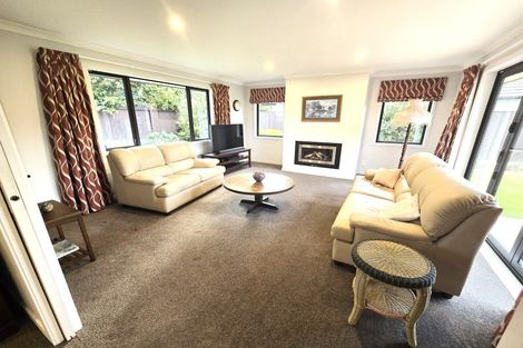 Photo of property in 41 Parata Street, Hokowhitu, Palmerston North, 4410