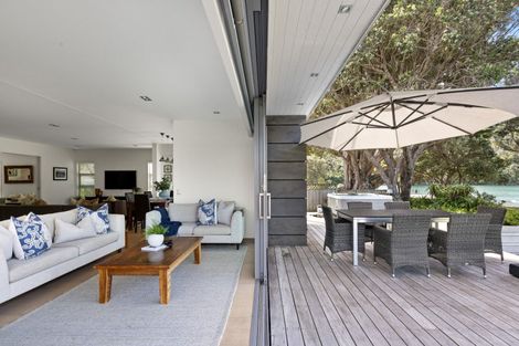 Photo of property in 28 The Strand, Waiwera, Orewa, 0994