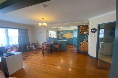 Photo of property in 36 The Drive, Tawa, Wellington, 5028