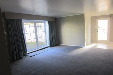 Photo of property in 79 Oriel Avenue, Tawa, Wellington, 5028
