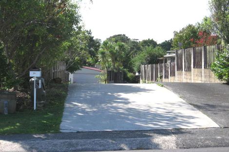 Photo of property in 26 Kaikoura Street, Henderson, Auckland, 0612