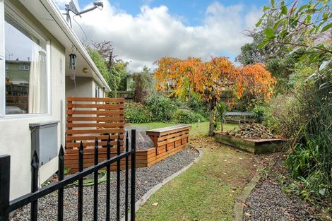Photo of property in 23 Bromley Place, Westown, New Plymouth, 4310