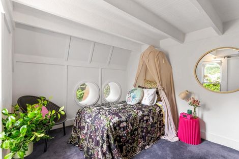 Photo of property in 64 Ranui Crescent, Khandallah, Wellington, 6035