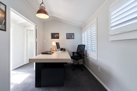 Photo of property in 105 Georges Drive, Napier South, Napier, 4110