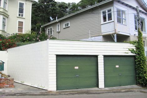 Photo of property in 34 Jackson Street, Island Bay, Wellington, 6023