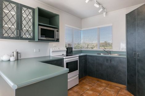 Photo of property in 243 Clifton Road, Te Awanga, 4102