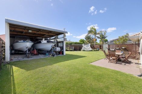Photo of property in 27 Lotus Avenue, Mount Maunganui, 3116