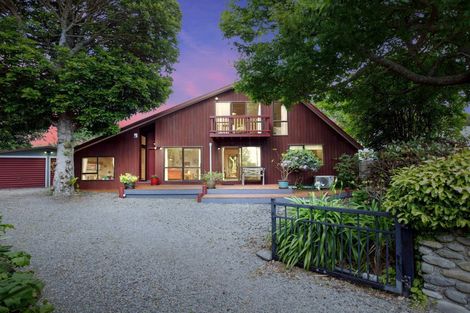 Photo of property in 17 Sunny Glen, Waikanae, 5036
