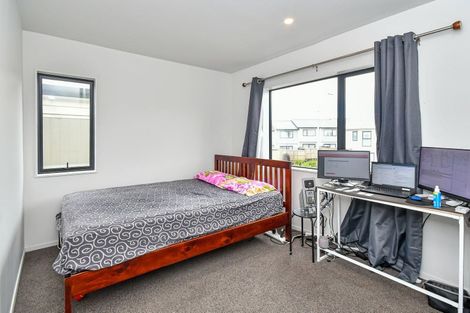 Photo of property in 38 Matawhanga Drive, Wattle Downs, Auckland, 2103