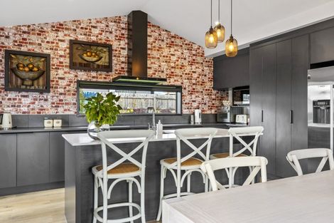 Photo of property in 43 Harakeke Drive, Wharewaka, Taupo, 3330