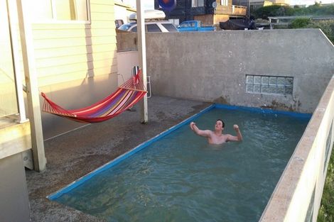 Photo of property in 8a Marine Parade South, Foxton Beach, Foxton, 4815