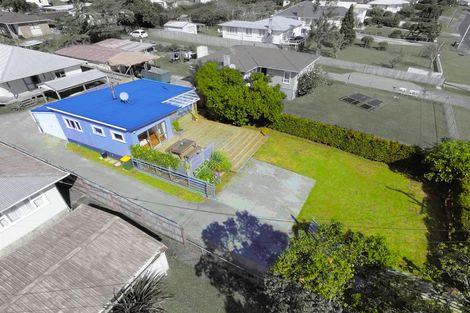 Photo of property in 6 Laura Street, Kelston, Auckland, 0602