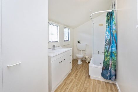 Photo of property in 8/16 Derby Street, St Albans, Christchurch, 8014