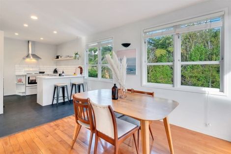 Photo of property in 48 Sylvan Crescent, Te Atatu South, Auckland, 0610