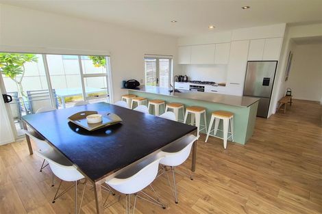 Photo of property in 148 Sands Crescent, Matarangi, Whitianga, 3592