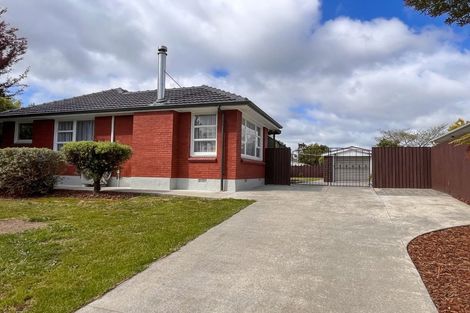 Photo of property in 37 Warren Crescent, Hillmorton, Christchurch, 8025