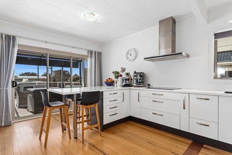 Photo of property in 252 Pohutukawa Avenue, Ohope, 3121