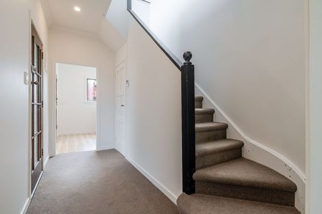 Photo of property in 38 Savage Crescent, West End, Palmerston North, 4412