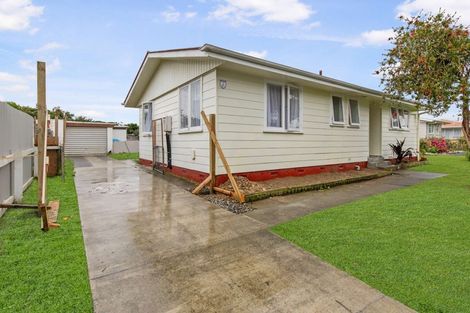 Photo of property in 46 Stillwater Place, Westbrook, Palmerston North, 4412