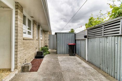 Photo of property in 1/813 Clive Street, Akina, Hastings, 4122