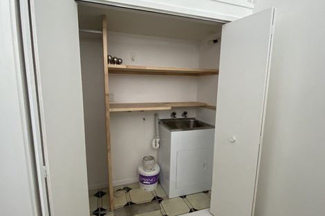 Photo of property in 1a Wiriana Place, Stanmore Bay, Whangaparaoa, 0932