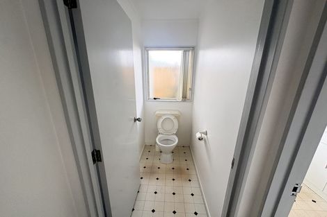 Photo of property in 1/2 Tainui Terrace, Mangere Bridge, Auckland, 2022