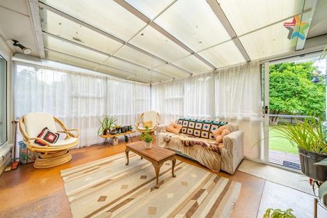 Photo of property in 5 Rawhiti Street, Stokes Valley, Lower Hutt, 5019