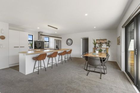 Photo of property in 30 Mcquillan Avenue, Woodend, 7610