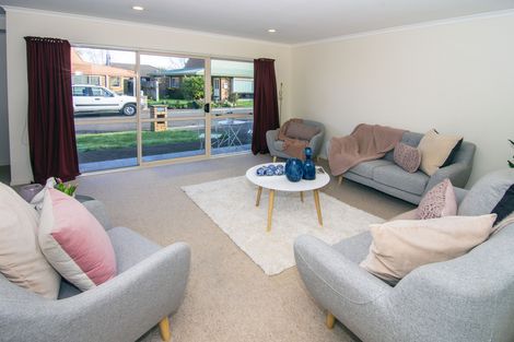 Photo of property in Holdsworth Villas, 62/2 William Donald Drive, Solway, Masterton, 5810
