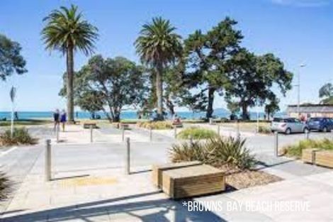 Photo of property in 25 Acacia Road, Torbay, Auckland, 0632